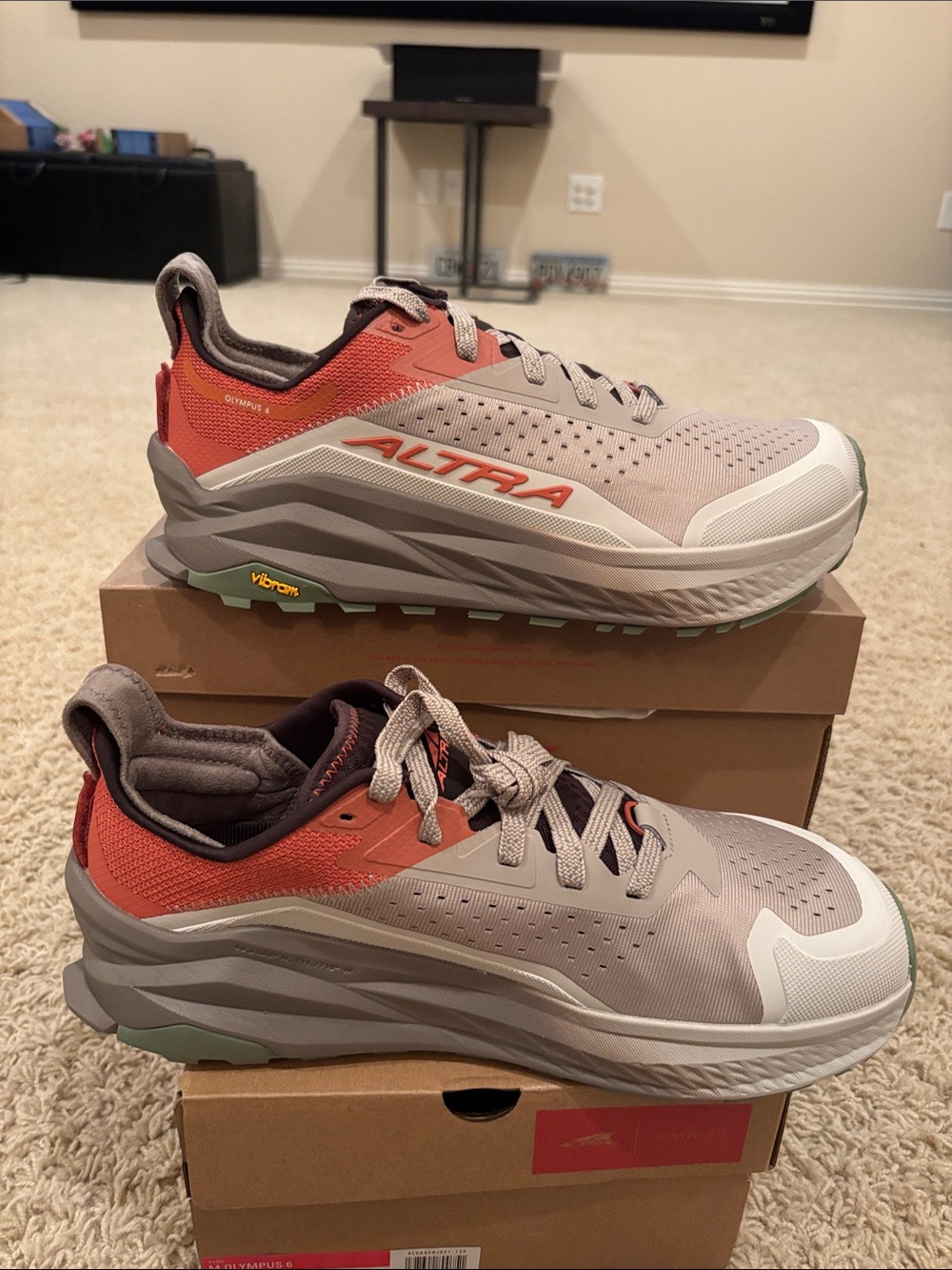 Altra M Olympus 6 Trail running shoes